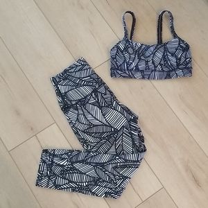 Lululemon Matching Bra and Crops